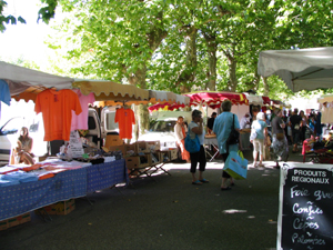 Marché d'Audenge l'été